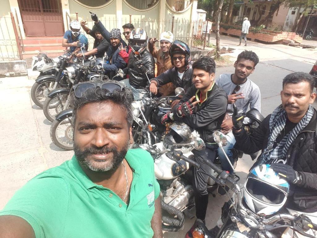Valentine Hostel & Guest House Puducherry Eksteriør billede