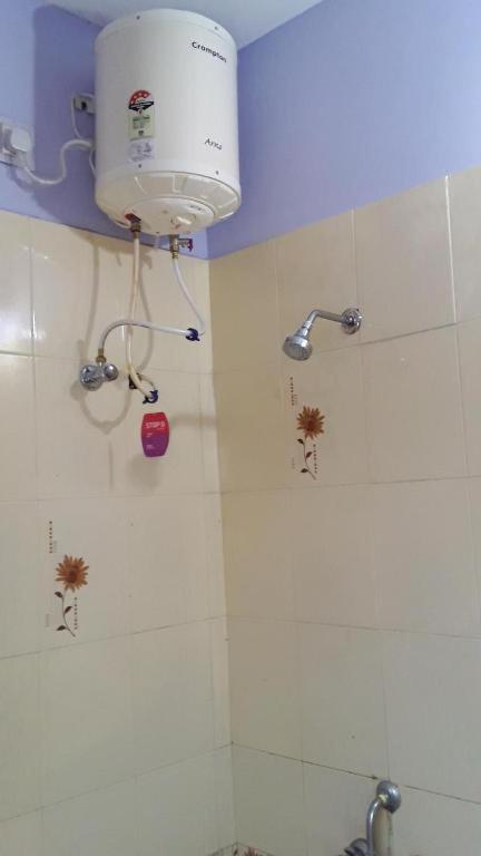 Valentine Hostel & Guest House Puducherry Eksteriør billede