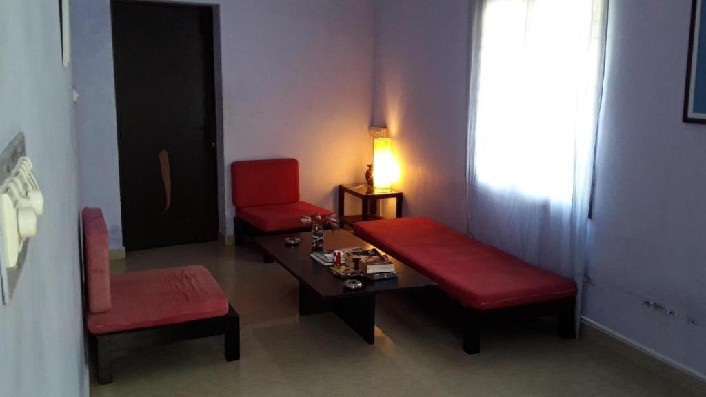 Valentine Hostel & Guest House Puducherry Eksteriør billede