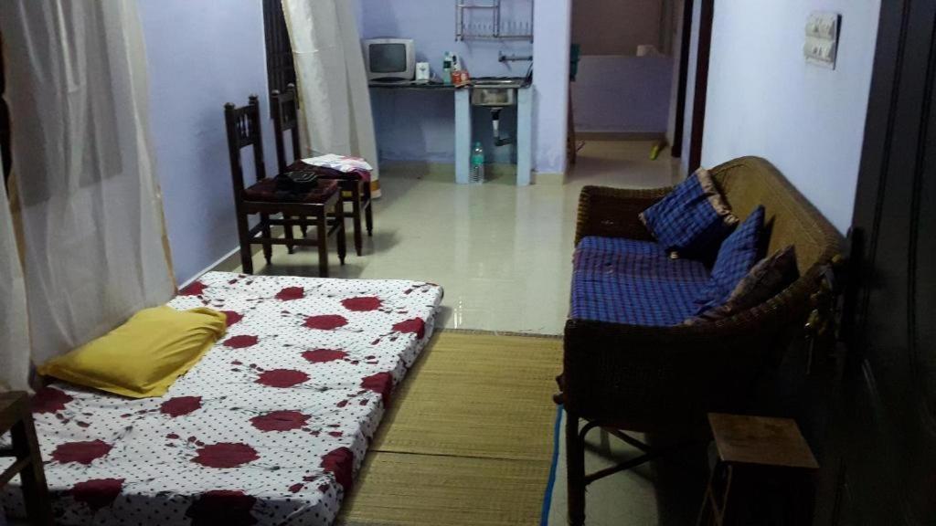 Valentine Hostel & Guest House Puducherry Eksteriør billede