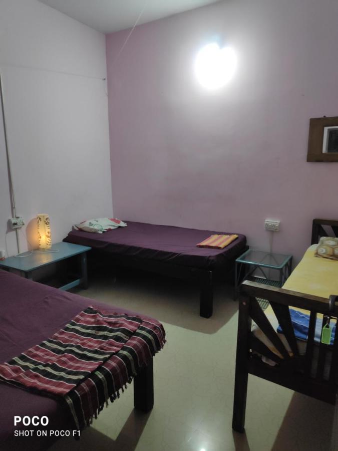 Valentine Hostel & Guest House Puducherry Eksteriør billede
