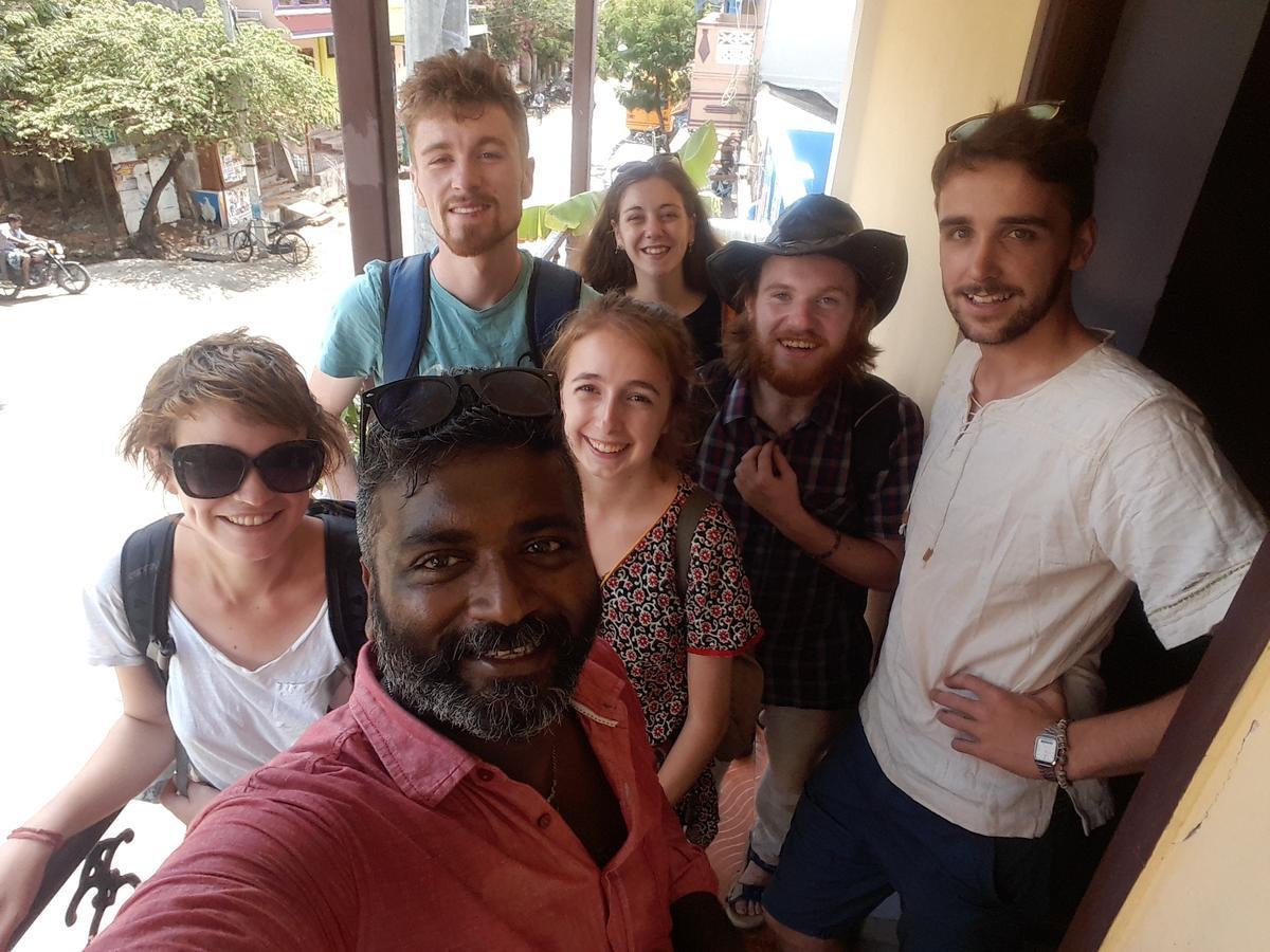 Valentine Hostel & Guest House Puducherry Eksteriør billede