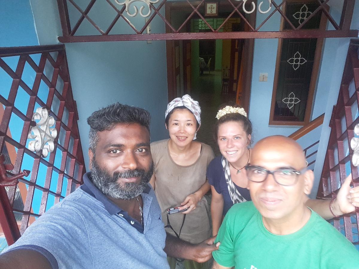 Valentine Hostel & Guest House Puducherry Eksteriør billede
