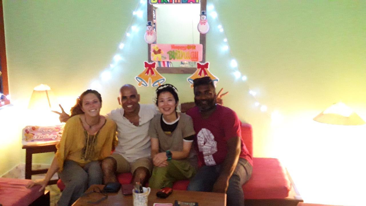Valentine Hostel & Guest House Puducherry Eksteriør billede