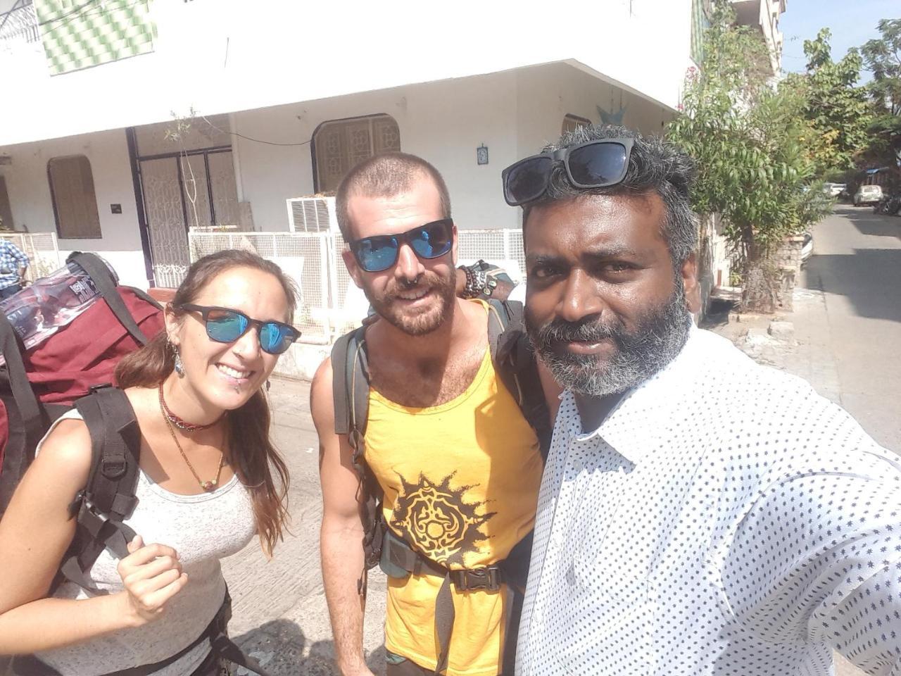 Valentine Hostel & Guest House Puducherry Eksteriør billede